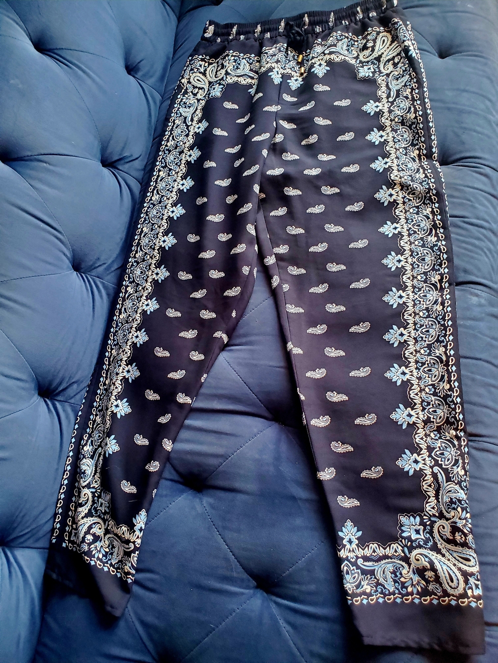 DKNY Navy and White Paisley Pull-On Pants